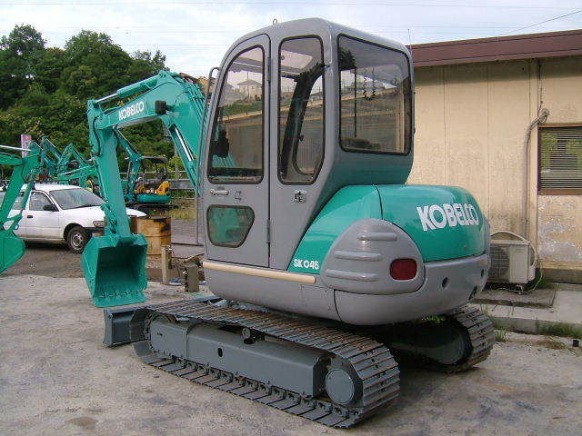 2003_0101kobelco-20003.JPG